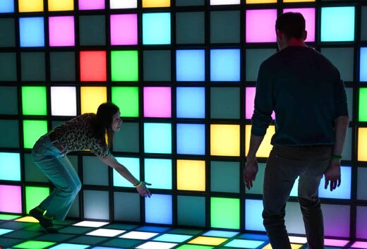 House of Pixel Jump &#8211; Step into the light